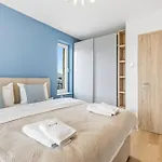 Apartman Cozy Grand Luxury - Coresi Promenade