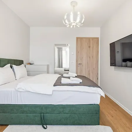 Cozy Grand Luxury - Coresi Promenade Apartman Brassó