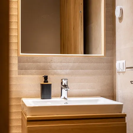 Cozy Grand Luxury - Coresi Promenade *