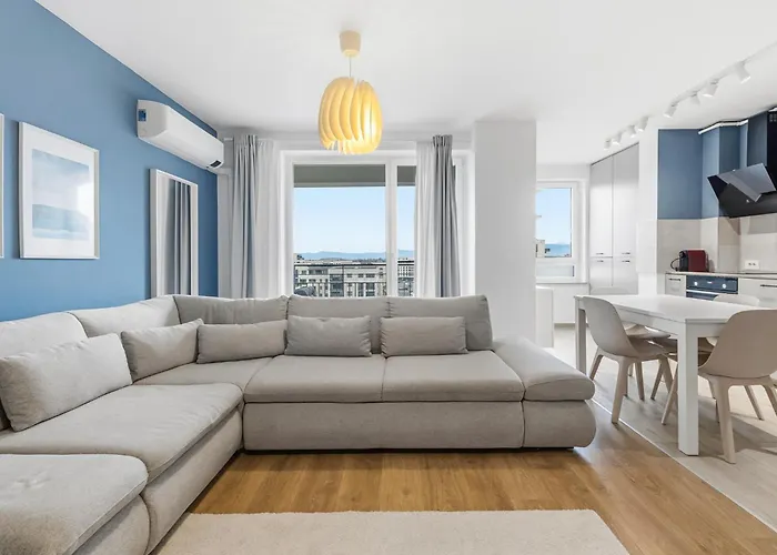 Grand Luxury - Coresi Promenade Apartment *