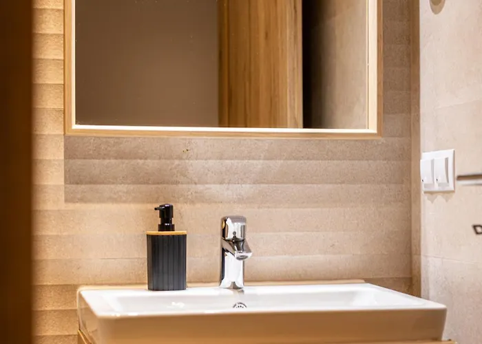 Grand Luxury - Coresi Promenade *